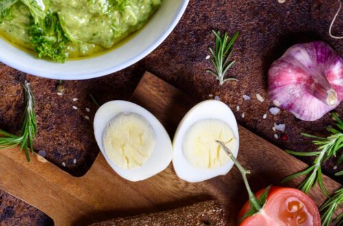 creamy kale and almond dip